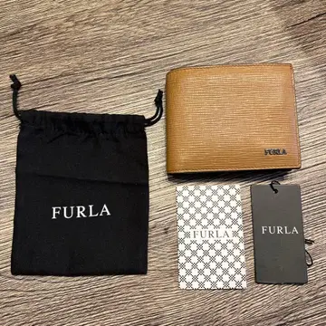 새상품급 FURLA 접이식 지갑 훌라