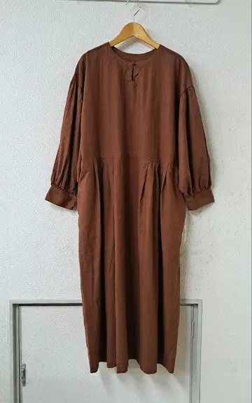 tukuroi 린넨코튼 2way 돌먼 원피스 스파이스 브라운