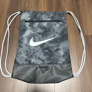 나이키 카모 패턴 냅색