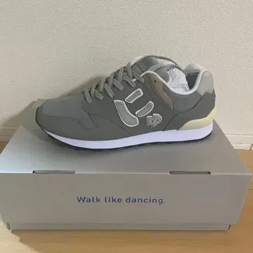 스니커즈: 뉴이즈 [ GRAY ] 10주년 한정판 모델