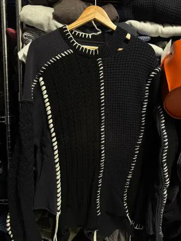 MAISON SPECIAL 니트 스웨터 02 블랙 그레이