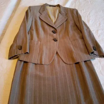 별주 제작 베이지 스트라이프 스커트 수트