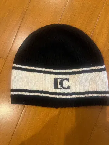 LOW CLASS 니트 모자 로우 클래식