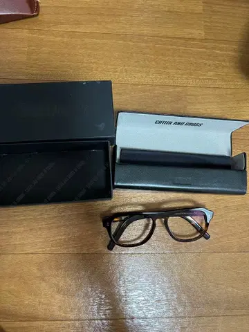 미사용 새상품 카틀러 앤 그로스