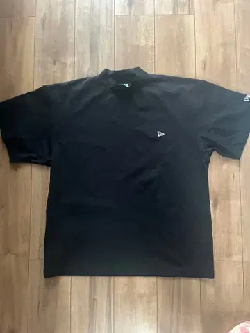 NEW ERA 블랙 T셔츠 LARGE