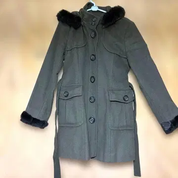 [ 여성용 롱 코트 ] 올리브 그린 롱 코트 퍼 포함