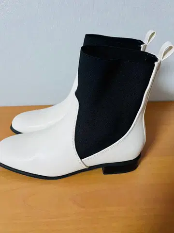 인플루언서 yukiko 콜라보 빅 사이드 고어 숏부츠