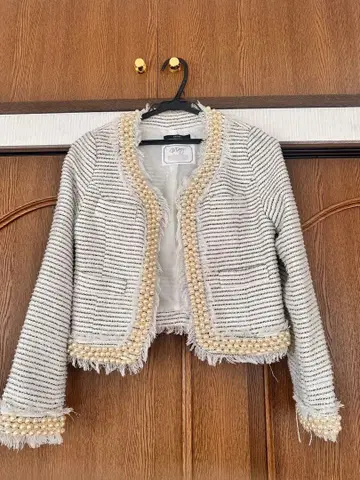 펄 장식 자켓
