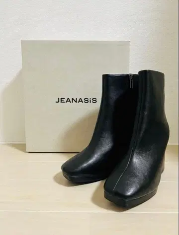 새상품 JEANASIS 지나시스 스퀘어토 부츠 블랙
