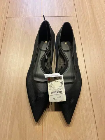ZARA 블랙 스틸레토 플랫슈즈 42(27.5cm)