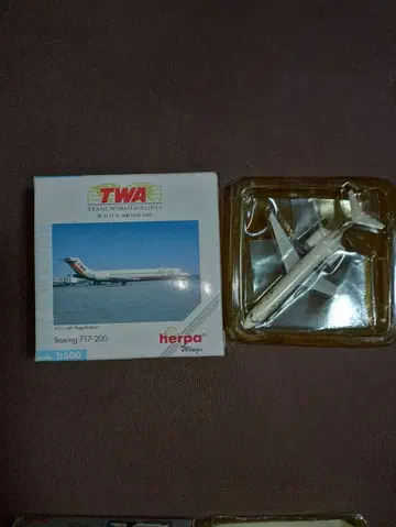 HerpaTWA Boeing 717-200 1/500 모델 미사용