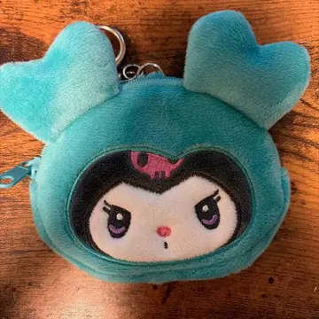 TWICE 산리오 미나 쿠로미 캔뱃지 파우치