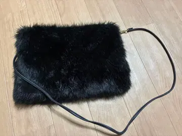 SPIRALGIRL 퍼 클러치백