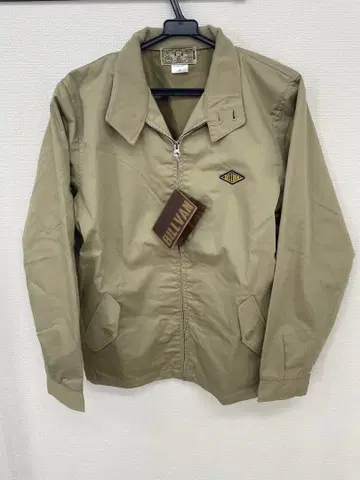 BILLYAN 베이지 자켓 M 사이즈