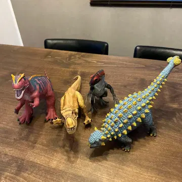 공룡 피규어 4개 세트
