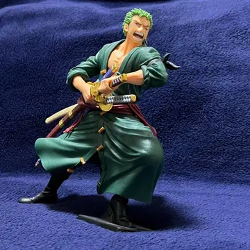 ONE PIECE 조로 피규어