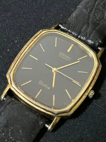세이코 돌체 빈티지 쿼츠 SGP30. 작동 중