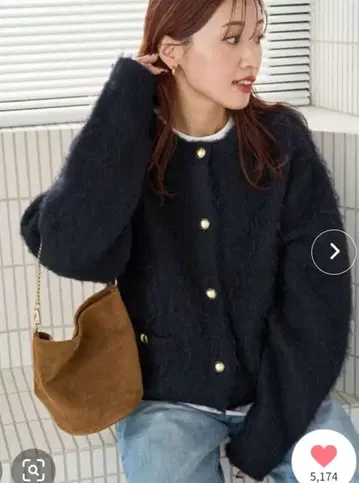 [ 새상품 ] FREAK'S STORE 믹스 샤기 골드 버튼 니트