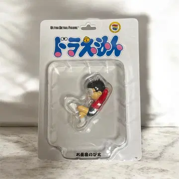 UDF 메디콤 토이 도라에몽 진구(노비타)의 낮잠 피규어