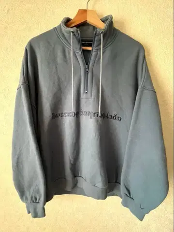 Diaspora skateboards 하프 지퍼 맨투맨