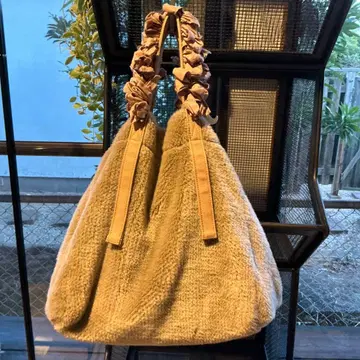 라들로 LUDLOW 에코 퍼 백 베이지