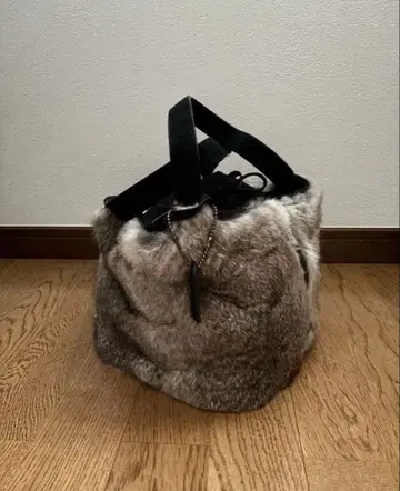 WA&CO 퍼 핸드백 파우치 포함