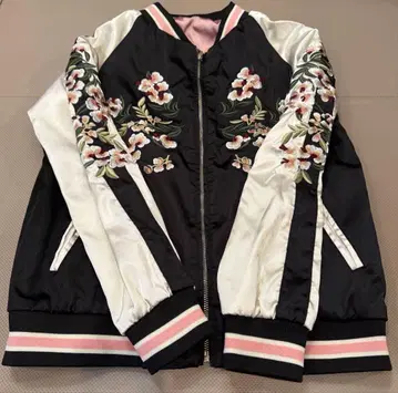 [ 리버서블 ] 플라워 자수 스카잔 자켓