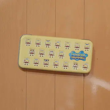 헤이세이 레트로 스펀지밥 틴 필통 소품함