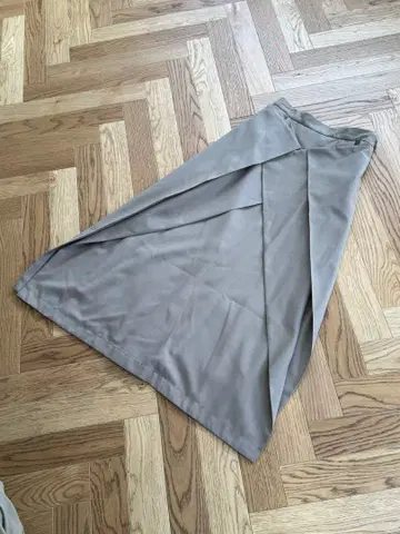 CLANE (클라네) SQUARE FRILL SKIRT