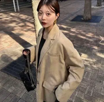 오버 사이즈 베이지 테일러드 자켓