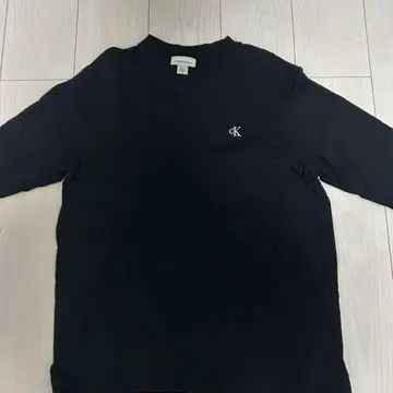Calvin Klein Jeans 블랙 긴팔 티셔츠