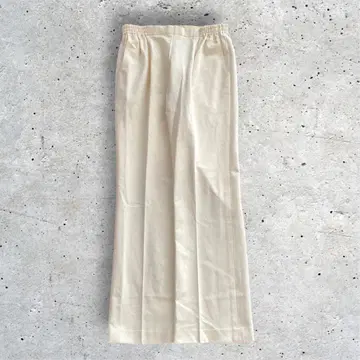 빈티지 턱 슬랙스 아이보리