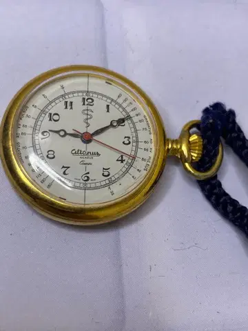 스위스 Swiss Ciltianus Geneve 회중시계 골드색