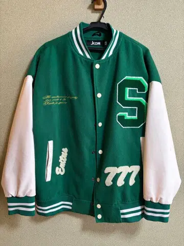 .KOM 바시티 자켓 XL 그린/화이트