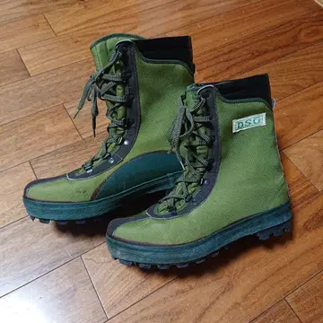DSG 그린 하이컷 등산화