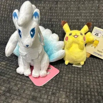 포켓몬 센터 띨띨한 피카츄 카라비너 포함 마스코트 큐콘