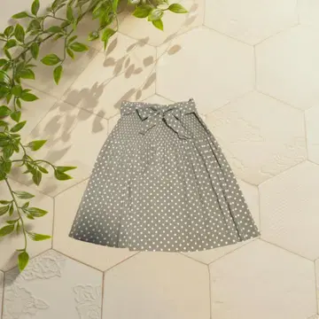 [레트로 귀여움] 도트 무늬 플리츠 큐롯 스커트처럼 보이는 리본 벨트