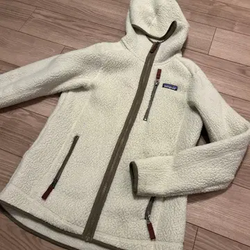 patagonia 플리스 자켓 크림