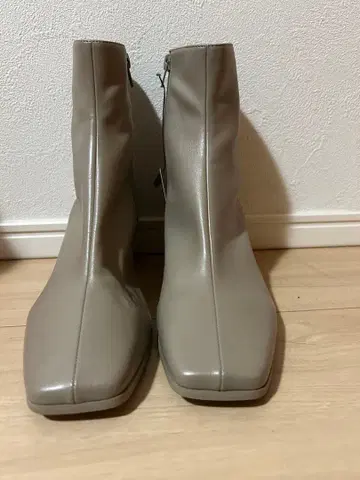 2023 가을/겨울 snidel (스나이델) 스퀘어 숏부츠