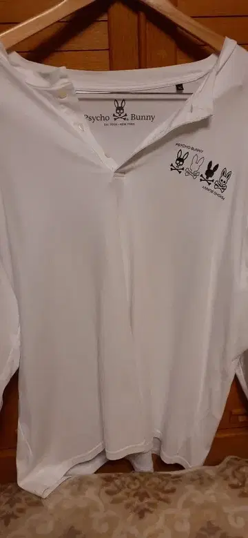 사이코 버니 화이트 피케 셔츠