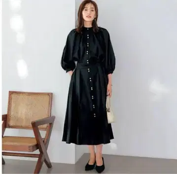 새상품급 시크릿 트로피 펄 롱 원피스(블랙)