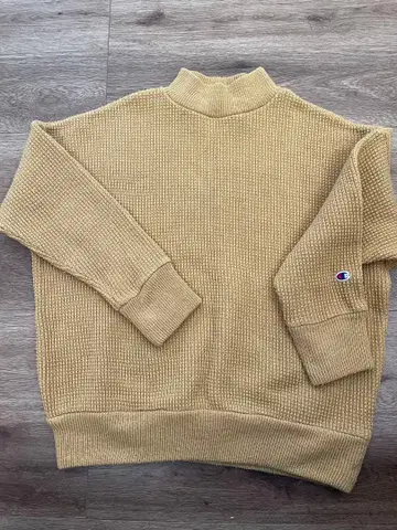 Champion 베이지 하이넥 스웨터 M