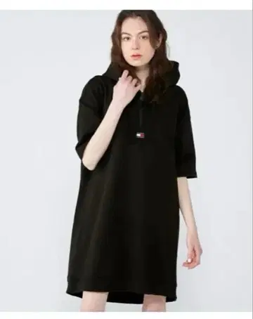 TOMMY JEANS 아플리케 지퍼 후드티 원피스