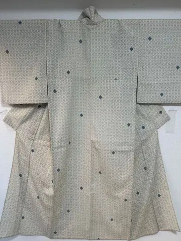 본시오자와 산뜻한 색감의 기모노 단의 212