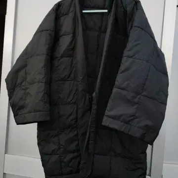 블랙 다운 자켓