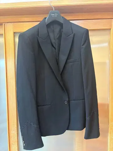 블랙 테일러드 자켓