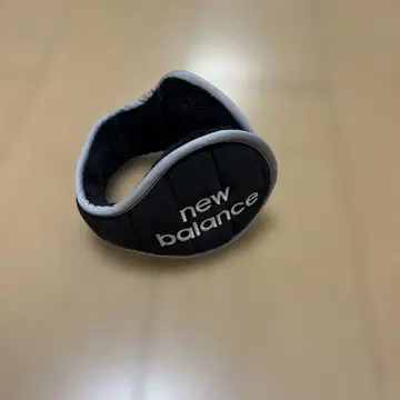 new balance 귀도리 블랙