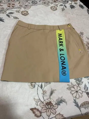 MARK & LONA 베이지 스커트