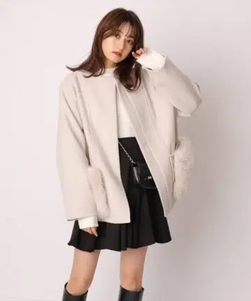 Rirandture 리랜드트루 노카라 퍼 포켓 코트 택 포함 새상품