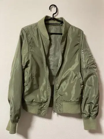 올리브 그린 MA-1 자켓 점퍼 블루종 겉옷 아우터